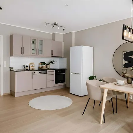 Flat With Shared Quiet Courtyard *